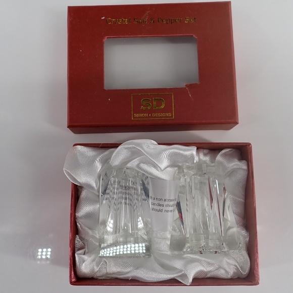 Simon Designs Crystal Mini Salt & Pepper Shaker Set New in Box - Picture 2 of 12